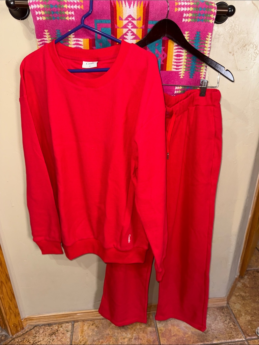 New-Comfrt waffle set loungewear size medium cherry red
